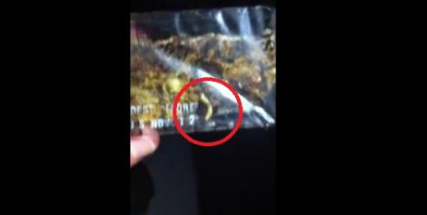 Dezgustator! O femeie din Australia a consumat larve in loc de nuci fara sa-si dea seama!