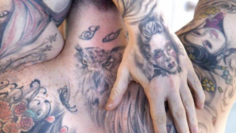Tatuajul l-a tradat pe un tanar care si-a dat un nume fals in fata politistilor