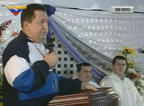 VIDEO! Hugo Chavez, in lacrimi catre Dumnezeu: "Nu ma lua inca. Mai am multe de facut pentru tara"