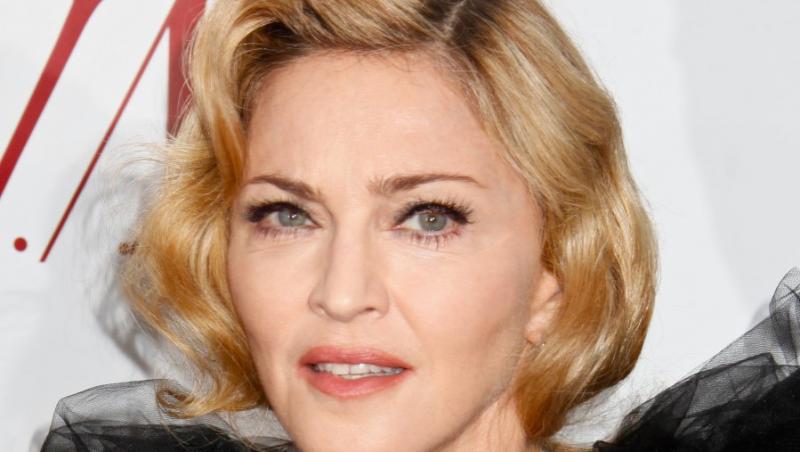 FOTO! Madonna si-a angajat 5 sosii. Vezi motivul!