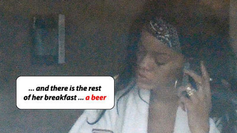 FOTO! Rihanna, BERE la micul dejun!