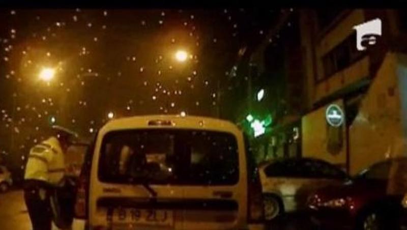 VIDEO! Un taximetrist a ramas fara permis dupa ce a depasit o masina
