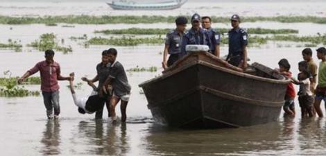 VIDEO! Un feribot din India s-a scufundat: Peste 100 de morti