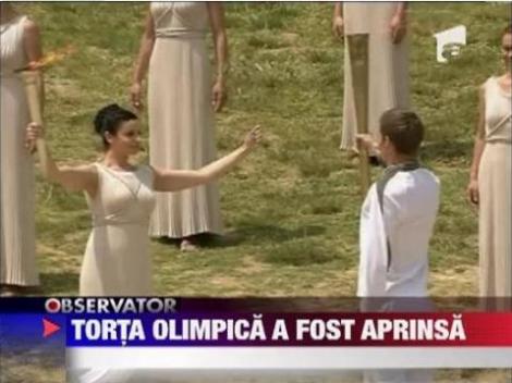 Torta olimpica a fost aprinsa la Atena