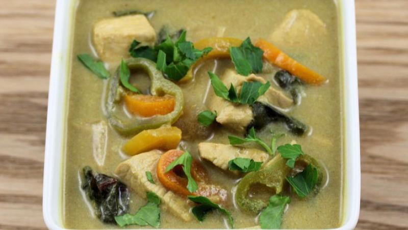 Reteta: Green Curry Soup