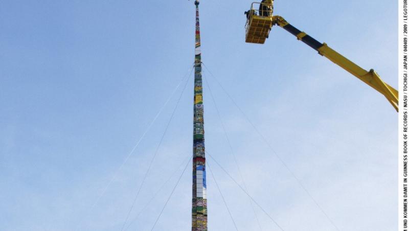 Cea mai mare constructie din piese de lego are 31,9 metri inaltime