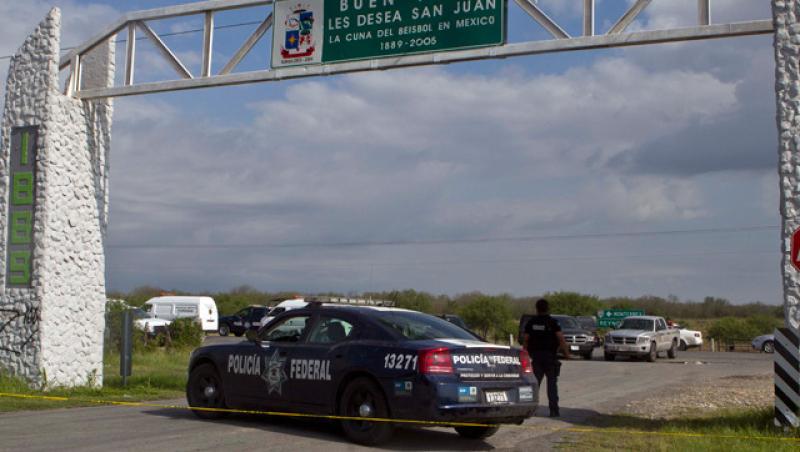 Mexic: 49 de cadavre decapitate si mutilate, gasite pe o sosea