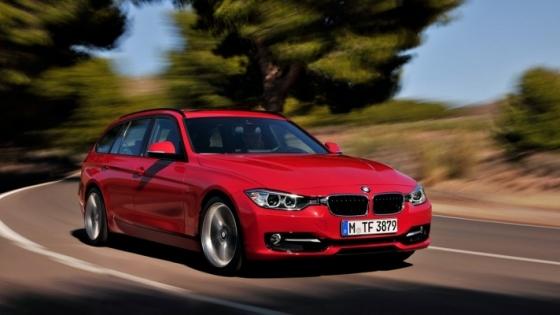 BMW Seria 3 Touring revine