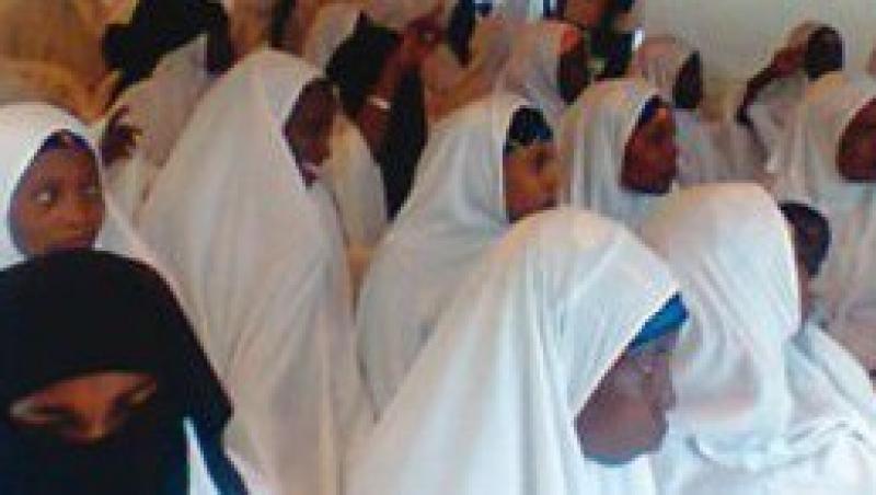 Nunta in masa in Nigeria: 100 de femei s-au casatorit in acelasi timp