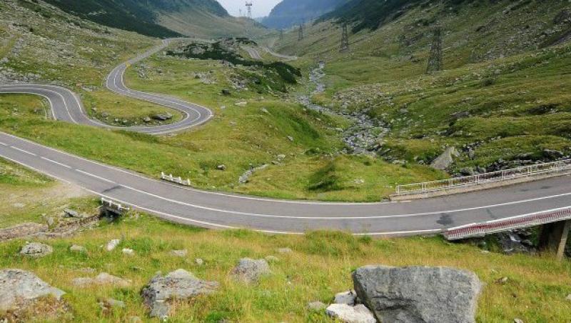 Transfagarasanul, inchis din cauza unor surpari ale carosabilului provocate de ploi