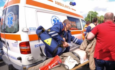 Accident pe Centura Bucurestiului: 7 raniti, dupa ce o Dacie a intrat sub un TIR