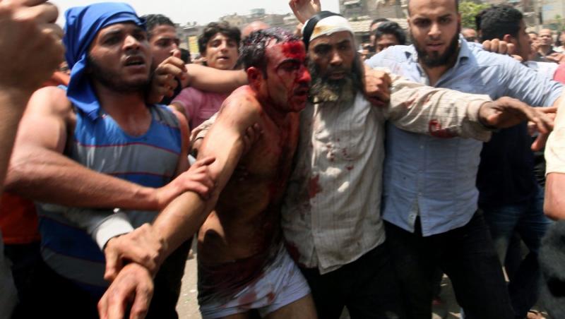 Egipt: Atac armat asupra unor manifestanti. Cel putin 11 morti si 160 de raniti