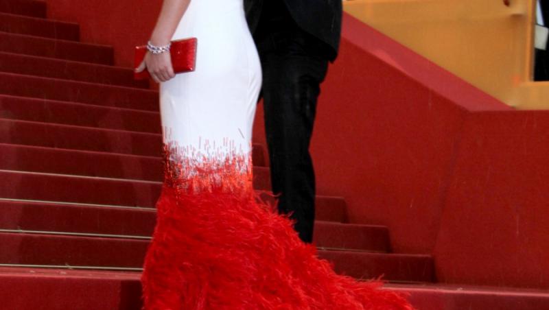 FOTO! Rochiile sirena au dominat covorul rosu de la Cannes