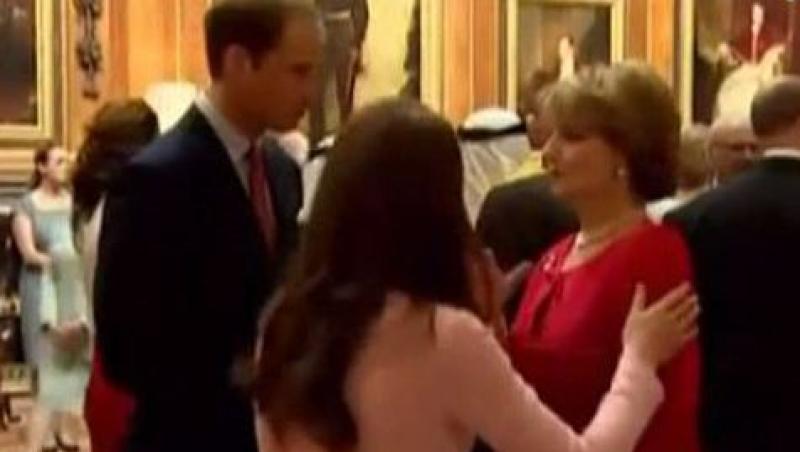 VIDEO! Ducesa de Cambridge s-a inclinat in fata Principesei Margareta a Romaniei
