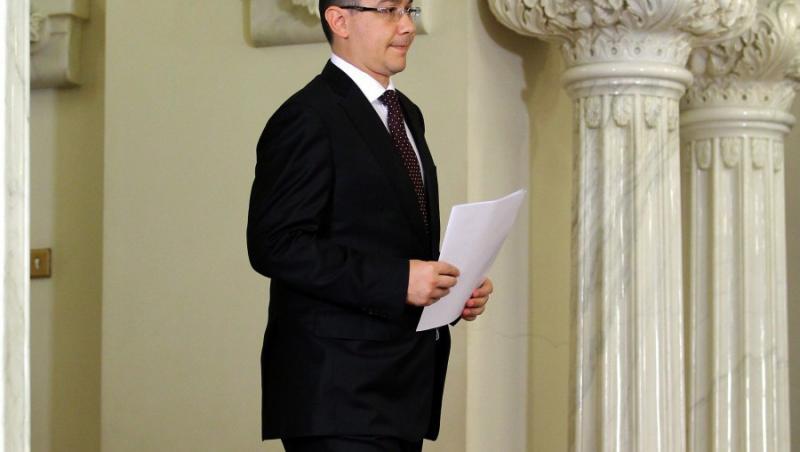 Sefii Autoritatii Vamale si a Casei de Pensiii, demisi de premierul Ponta