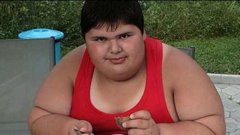 Cel mai gras copil din lume cantareste 146 de kilograme, la doar 11 ani