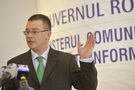 Mihai Razvan Ungureanu: "Guvernul a cazut in urma unui puci parlamentar"