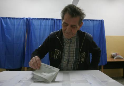 O pensionara de 83 de ani din Arad, cel mai varstnic candidat la Consiliul Local