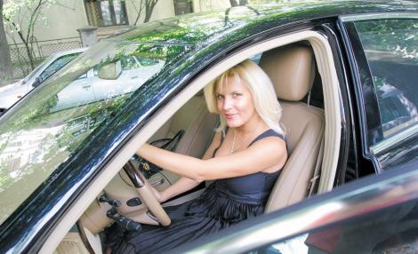 Elena Udrea si-a cumparat "masina mica"