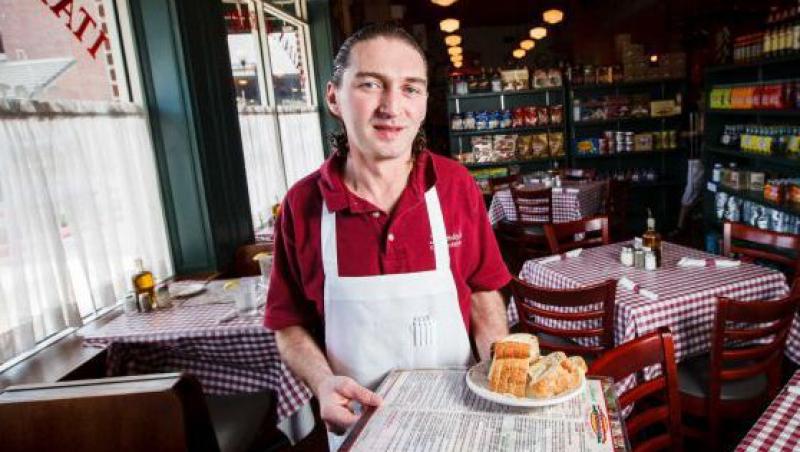 Un chelner american a primit un bacsis urias, pentru o consumatie de 26 de dolari