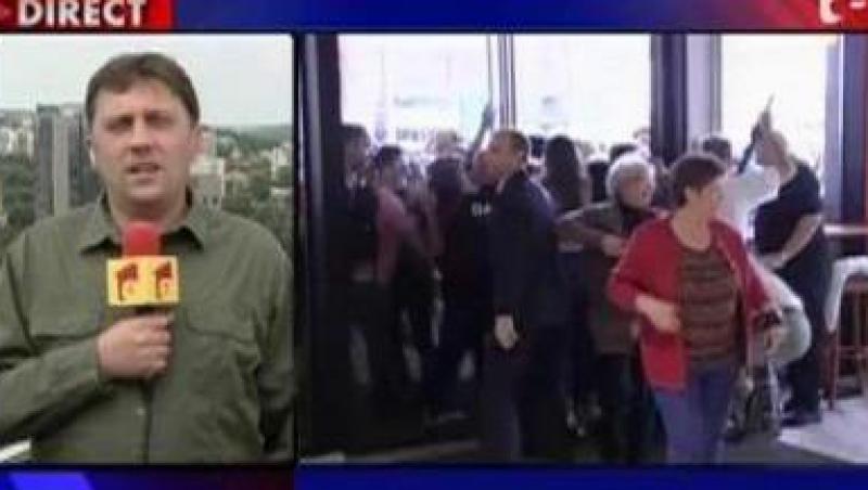 VIDEO! Sute de oameni s-au calcat in picioare la deschiderea unui mall din Iasi