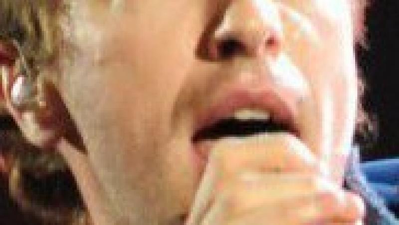 Chris Martin, solistul trupei Coldplay, sufera de sindromul tinnitus