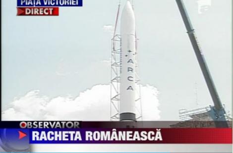 O racheta a fost expusa in Piata Victoriei din Capitala