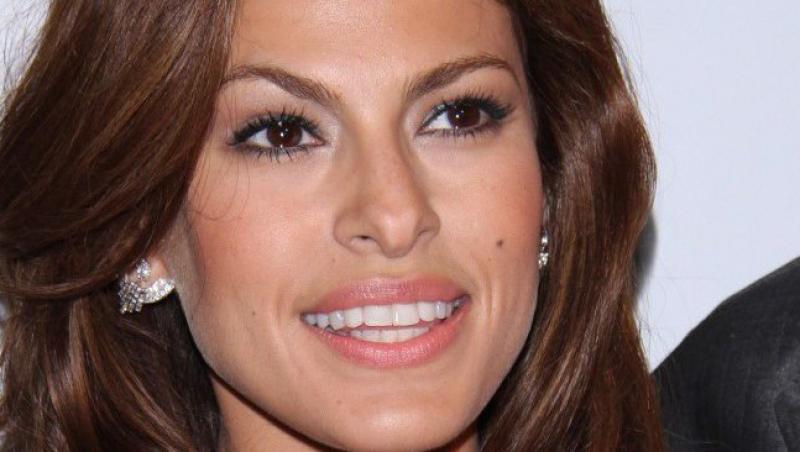 Eva Mendes, hotarata: Se desparte de Ryan Gosling daca nu face un copil!