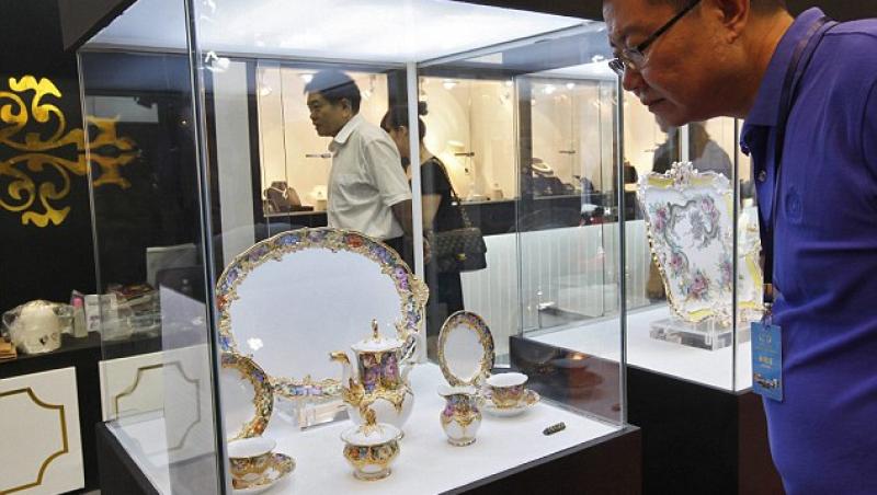 China a sfidat criza economica printr-un targ de obiecte de lux