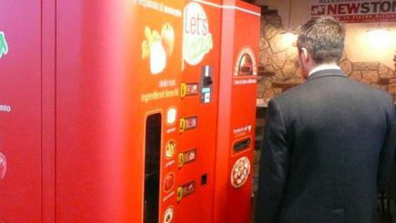 VIDEO! In sfarsit! S-a inventat automatul de pizza!