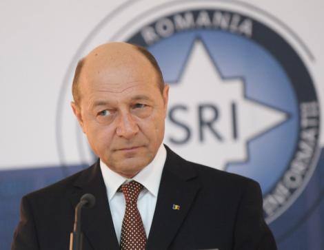 Presedintele Traian Basescu se relaxeaza pe litoral