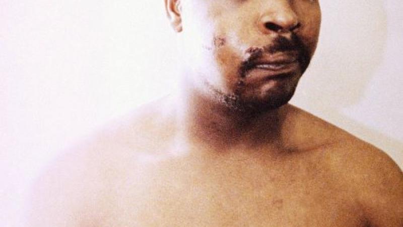 FOTO! Rodney King, simbolul revoltei interrasiale din SUA, gasit mort in piscina casei sale