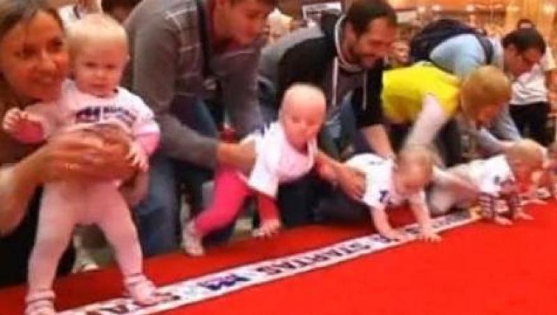 VIDEO! Cursa cu bebelusi, traditie in Lituania