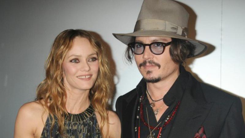 Despartirea de Vanessa Paradis l-ar putea costa 150 de milioane de dolari pe Johnny Depp