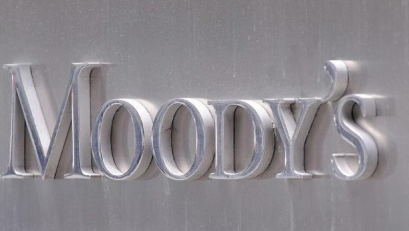 Moody's a retrogradat 15 dintre cele mai mari banci din lume