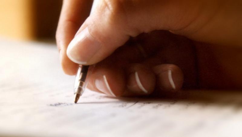 Scrisul de mana ar putea disparea din cauza calculatoarelor si tabletelor