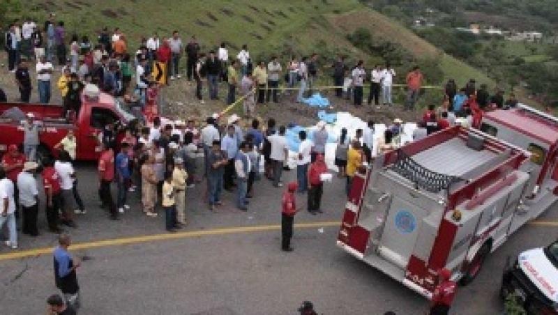 Mexic: 26 de persoane si-au pierdut viata intr-un accident rutier