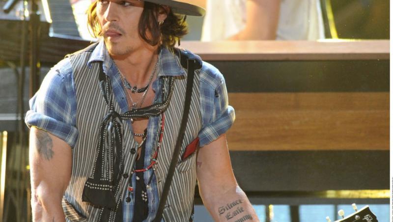 VIDEO! Johnny Depp - concert incendiar la MTV Movie Awards!