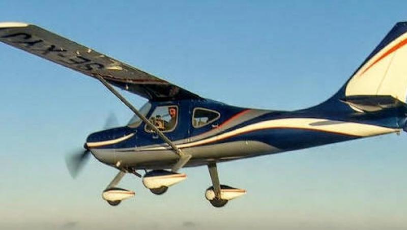 Un avion de mici dimensiuni a aterizat fortat in judetul Arad