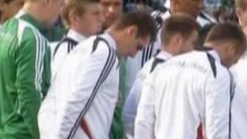 VIDEO! Tricourile oficiale ale echipelor calificate la Euro 2012 contin substante toxice
