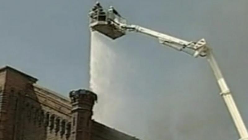 VIDEO! Incendiul de la Moara lui Assan, stins dupa aproape 30 de ore