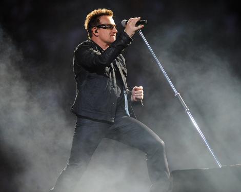 Bono a inregistrat un cover dupa o melodie a lui Lady Gaga