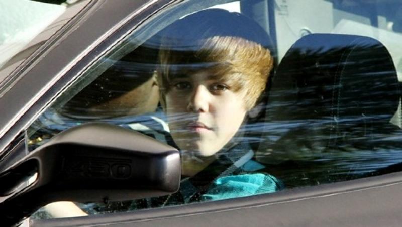 Justin Bieber are din nou probleme cu politia rutiera!