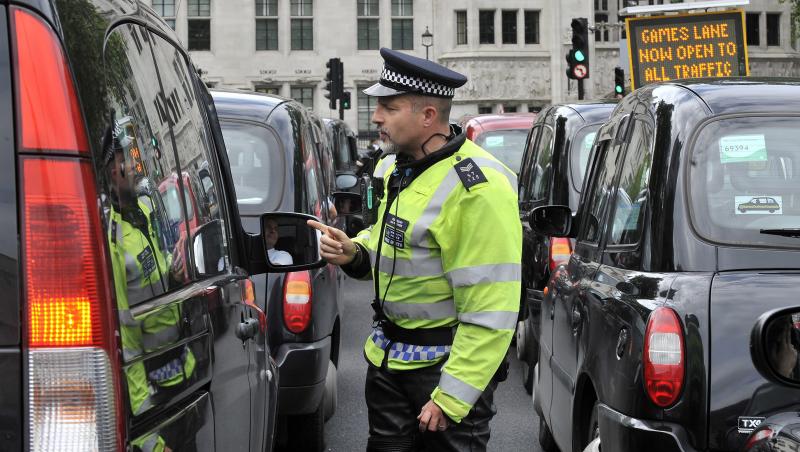 Taximetristii londonezi se revolta inainte de Jocurile Olimpice