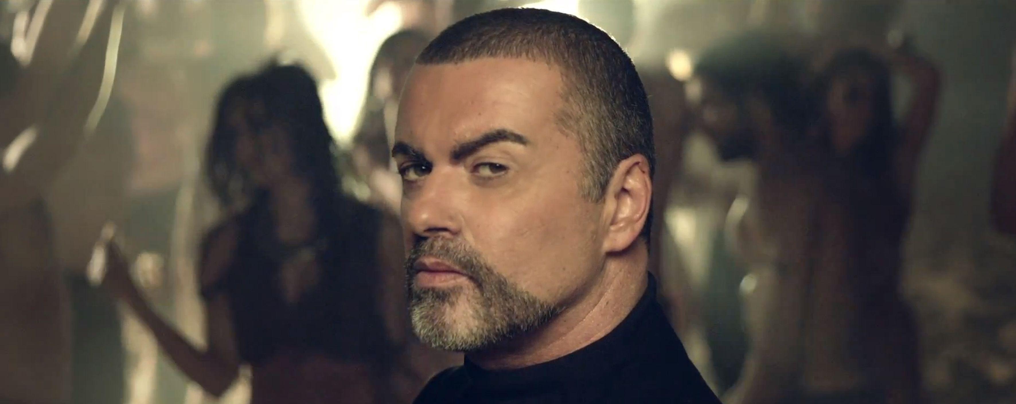 George Michael: "Dupa cinci saptamani de amnezie, am reinvatat sa merg!"