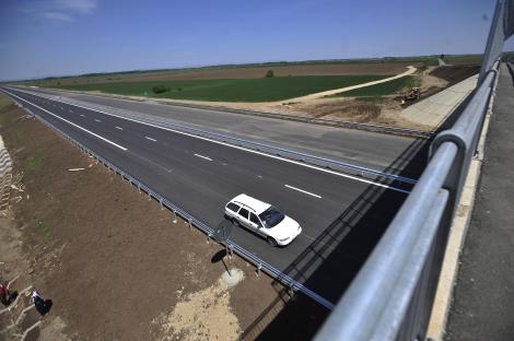 Autostrada Bucuresti-Ploiesti a fost deschisa in sfarsit circulatiei. Viteza maxima: 100 km/h!