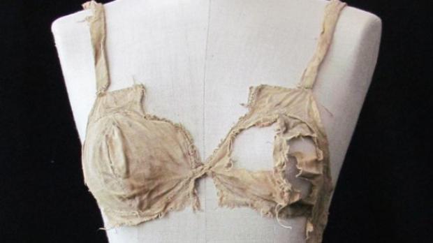 A fost descoperit cel mai vechi sutien din lume!