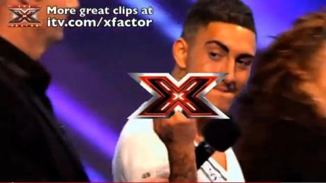 Tanarul asta chiar are curaj! Uite ce a facut pe scena X Factor UK!