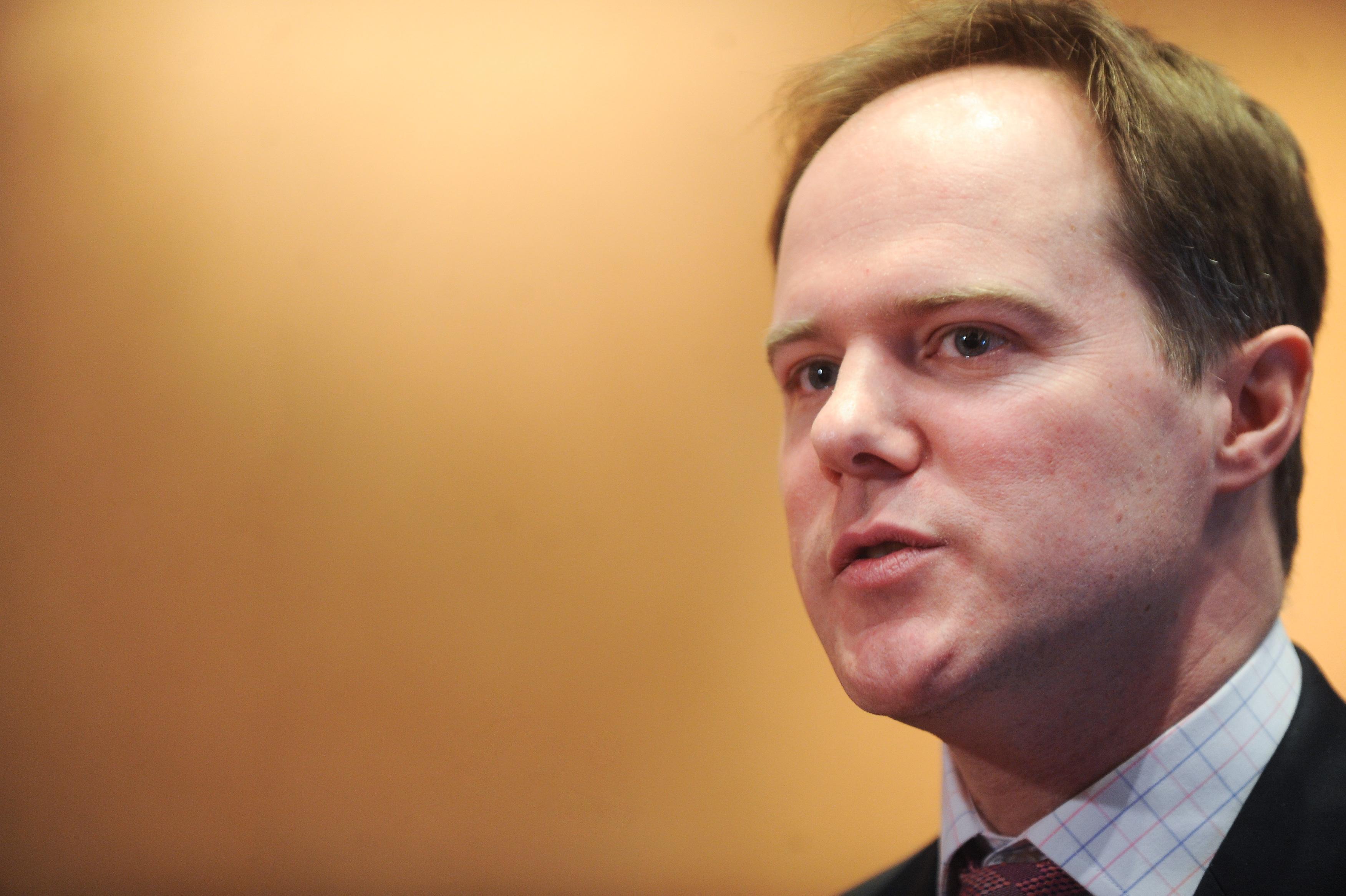 Ambasadorul Marii Britanii: Este extraordinar ca infractori condamnati sunt inca parlamentari