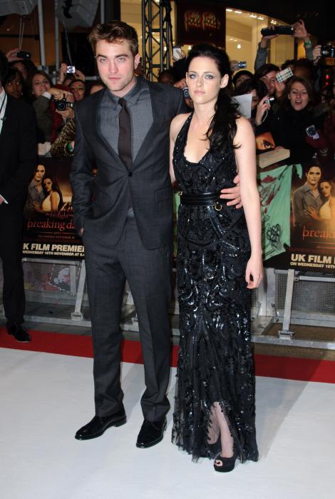 Kristen Stewart si Robert Pattinson, in pragul despartirii. Afla de ce!